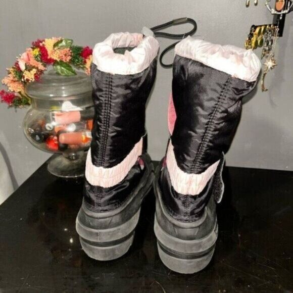 Sorel Flurry Pink Black Waterproof Snow Boot - Picture 3 of 6